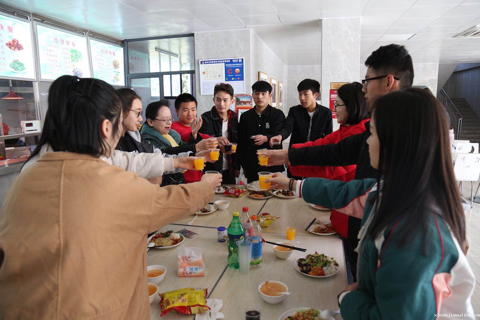 微信图片_20180320150911.jpg
